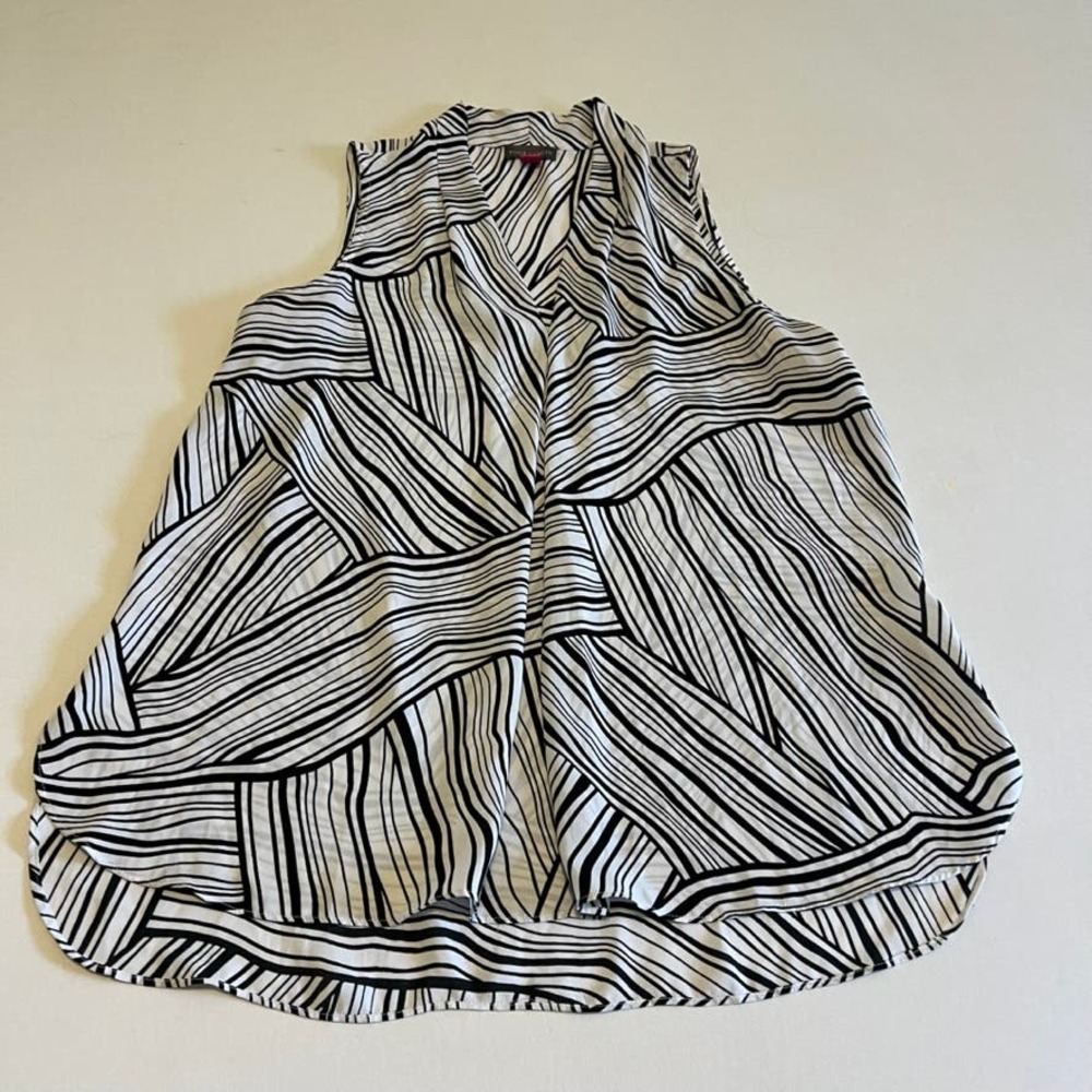 Vince Camuto Black white abstract stripe sleeveless blouse  S